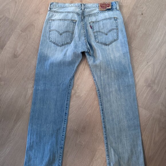 LEVI'S 501 Straight Men's 34x30  - Light Wash Faded - Picture 4 of 8